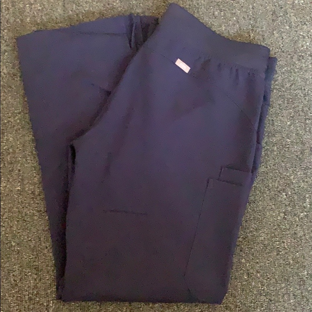 FIGS Scrub Pants (Size Large)